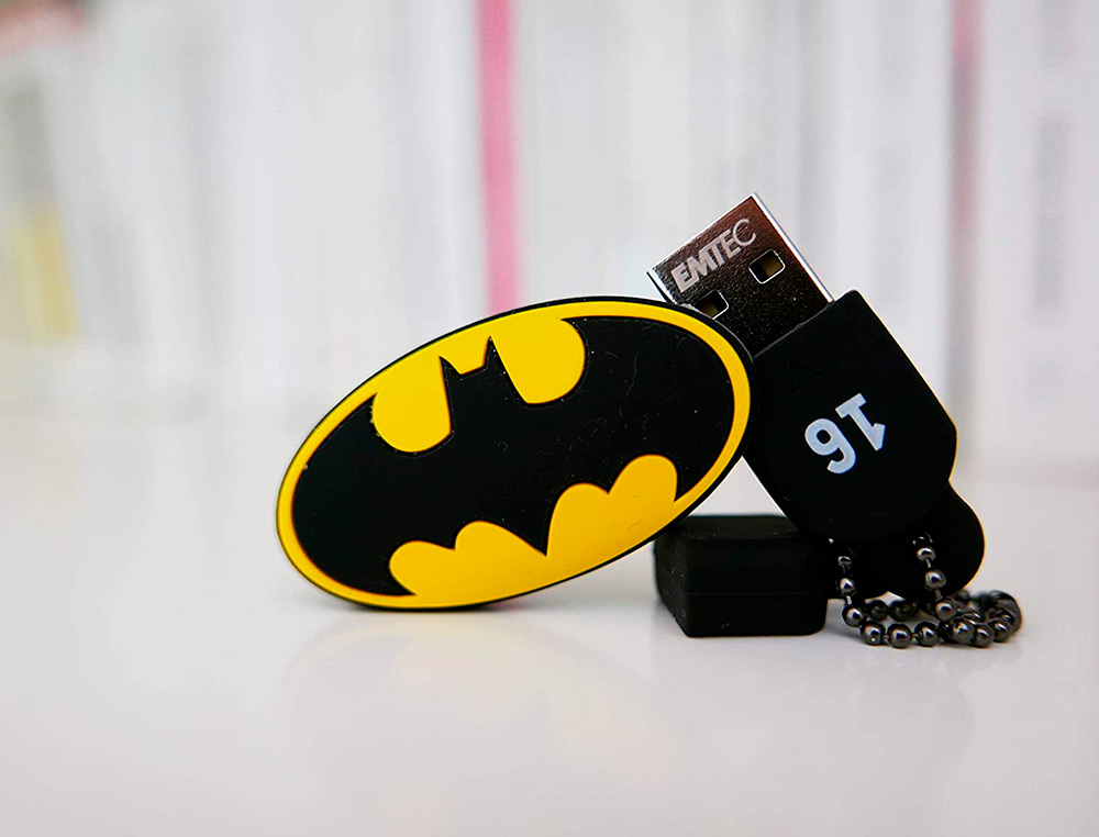 EMTEC - Memoria usb flash 16 gb usb 2.0 collector batman (Ref. E172716)