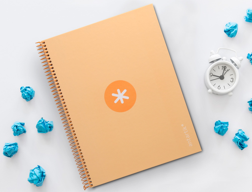 ANTARTIK - Cuaderno espiral liderpapel A4 micro tapa forrada 80h 90 gr cuadro 5mm 1 banda 4 taladros amarillo cl (Ref. KB20)