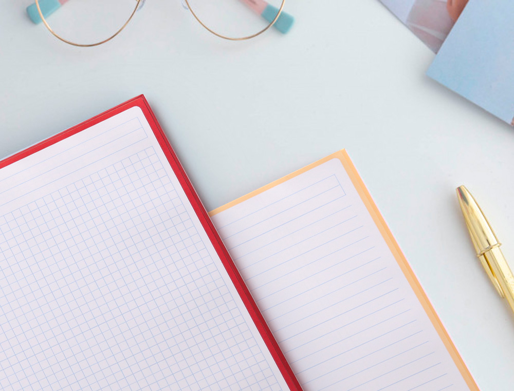 ANTARTIK - Cuaderno espiral liderpapel A4 micro tapa forrada 80h 90 gr cuadro 5mm 1 banda 4 taladros celeste (Ref. KB25)