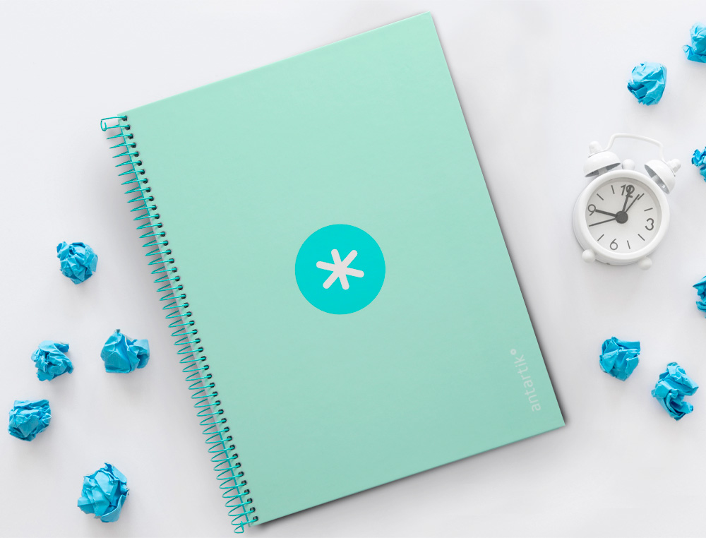 ANTARTIK - Cuaderno espiral liderpapel A4 micro tapa forrada 80h 90 gr cuadro 5mm 1 banda 4 taladros menta (Ref. KB23)