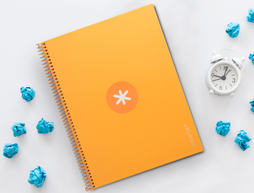 ANTARTIK - Cuaderno espiral liderpapel A4 micro tapa forrada 80h 90 gr cuadro 5mm 1 banda 4 taladros mostaza (Ref. KB21)