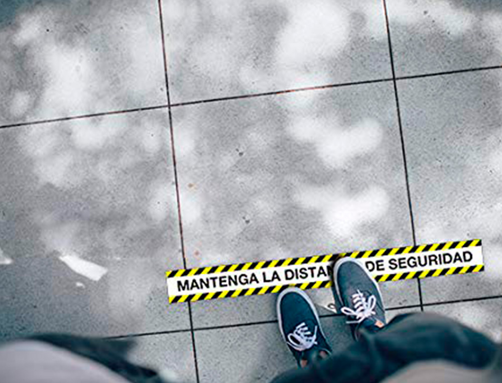 APLI - Cinta de señalizacion adhesiva mantenga la distancia 100 x 10 cm (Ref. 18595)