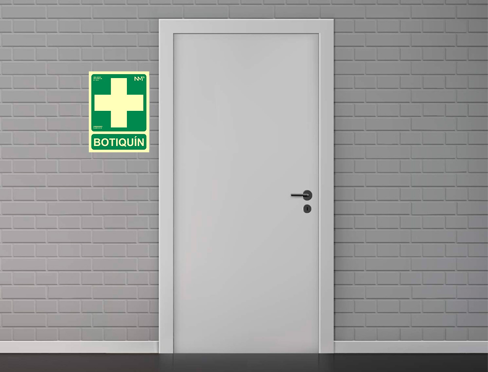 ARCHIVO 2000 - Pictograma botiquin pvc verde luminiscente 224x300 mm (Ref. 6170-05H VE)
