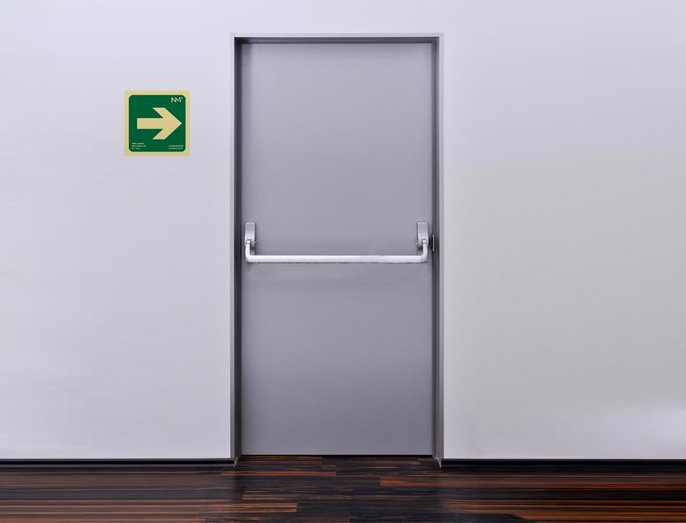 ARCHIVO 2000 - Pictograma flecha derecha pvc verde luminiscente 224x224 mm (Ref. 6170-10HD VE)