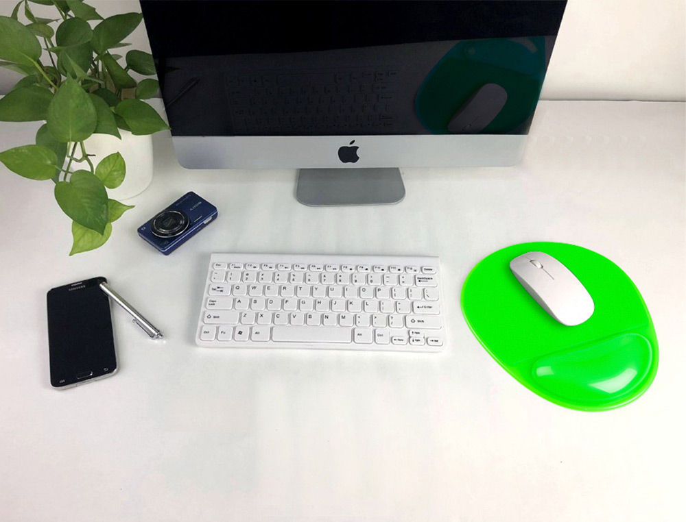 Q-CONNECT - Alfombrilla para raton reposamuñecas de gel pvc color verde 210x245x20 mm (Ref. KF17228)