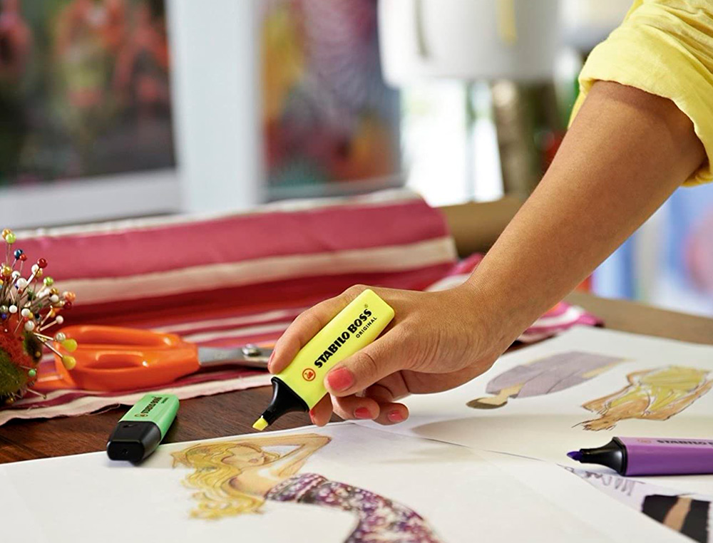 STABILO - Rotulador boss fluorescente 70 amarillo estuche de 4 unidades (Ref. 70/4-24)