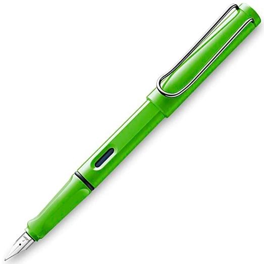 LAMY - PLUMA ESTILOGRÁFICA SAFARI 013M PUNTA MEDIA TINTA AZUL COLOR VERDE (Ref.1230634)