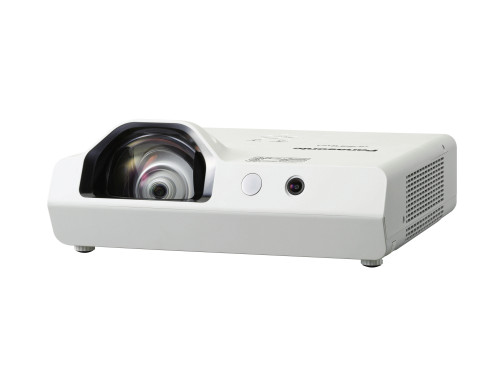 PANASONIC - PROYECTOR () SHORT THROW / BRILLO 3300 / TECNOLOGÍA 3LCD / RESOLUCIÓN WXGA / ÓPTICA 0.46:1 / 1LAMP / UP TO 20.000HRS LAMP LIFE / 20,000:1 CONTRAST RATIO / LÁMPARA ET-LAL510 (Ref.PT-TW381R)