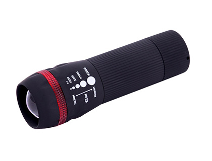 Q-CONNECT - LINTERNA PLASTICO CON ZOOM 1 VATIO MODO ALUMBRADO ENCENDIDO APAGADO INCLUYE 3 PILAS AAA (Ref.KF18749)