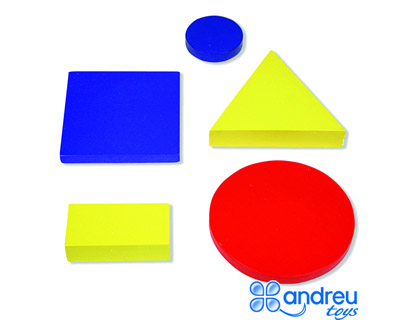 AMBITOYS - Juego figuras geometricas madera 48 piezas 24,5x15x8 cm (Ref. 16164)